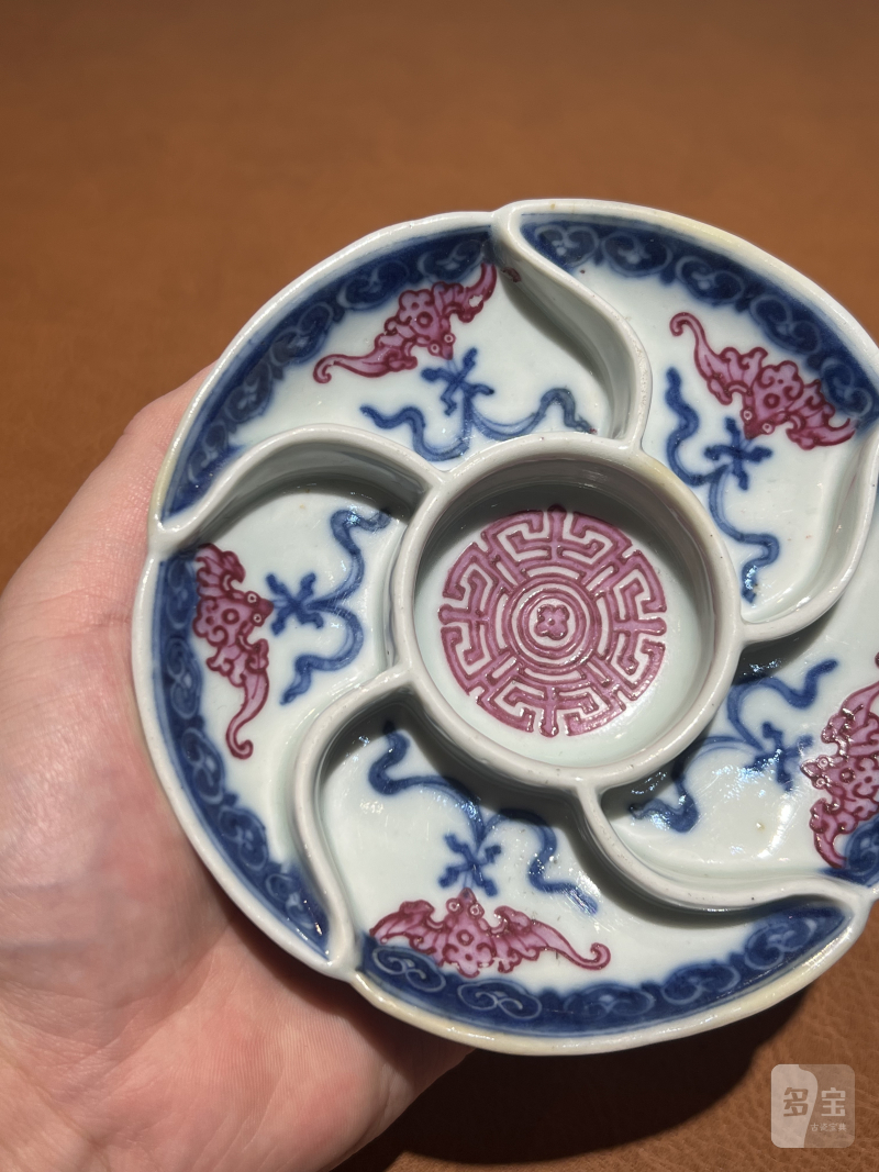 清乾隆 青花胭脂红釉格洗 - 图5